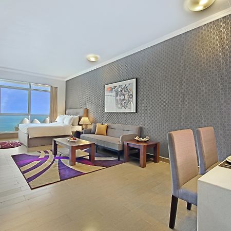 The Curve Hotel Doha Eksteriør bilde